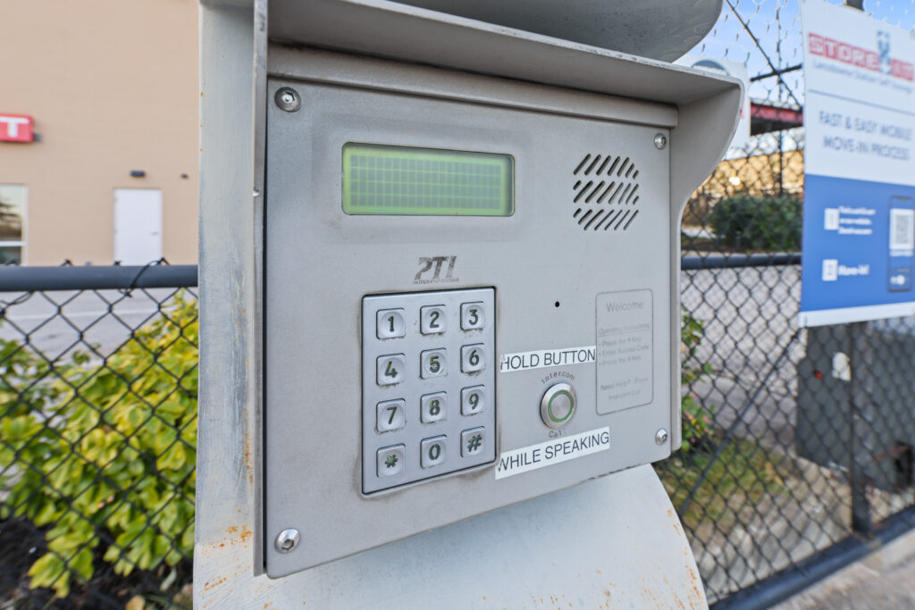 keypad access to Store-It in Halethorpe, MD